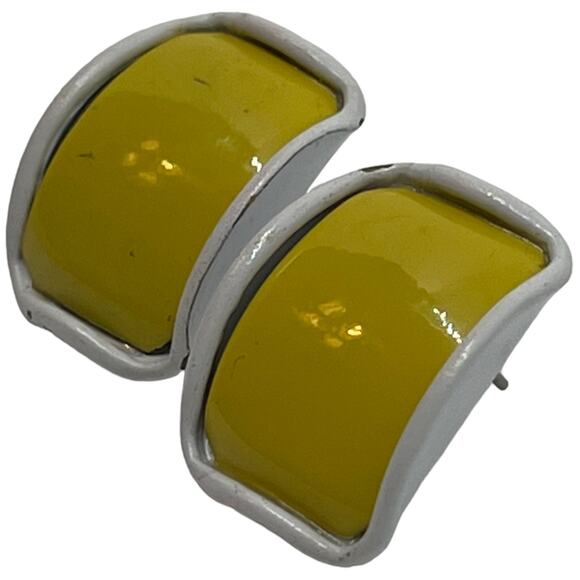 Vintage 70s Yellow & White Metal Rectangular Earrings – 1" x 0.5" Good Condition - Picture 3 of 4